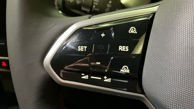 Volkswagen ID. Buzz 250kW GTX Pro 79kWh 5dr 4MOTION Auto Electric Estate - Image 17